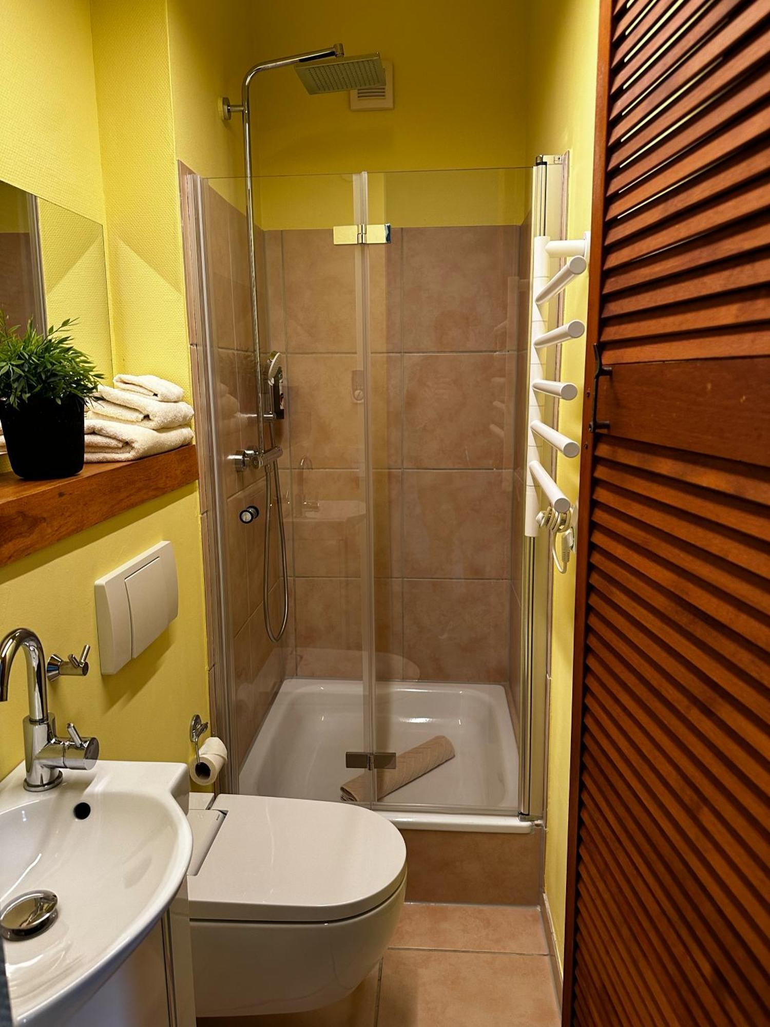 Apartelliment - Smart Uebernachten In Koeln Bagian luar foto